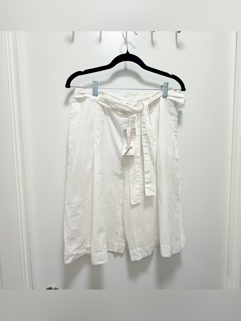 NWT OVS Italian Pure Cotton Pleated Wide Leg Tie Waist Culotte Shorts US 10